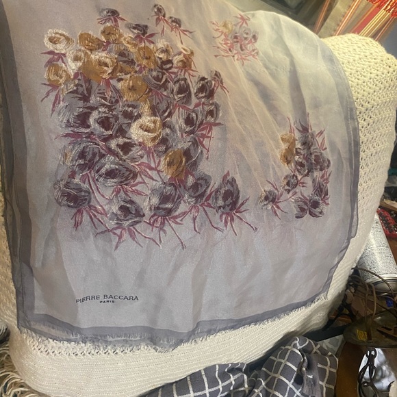 VINTAGE PIERRE BACCARA Paris Scarf! 😱IT is 5 FEET LONG! - Picture 4 of 4